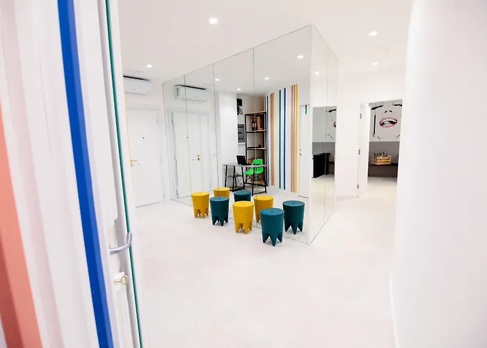 招待所 O.effe. / Vatican 4*