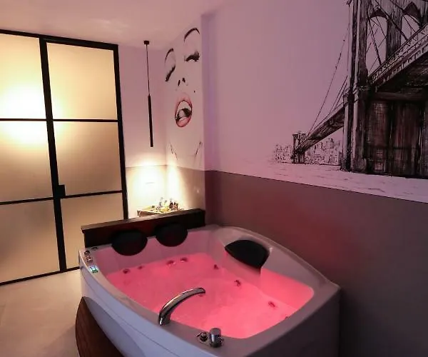 Gasthof O.effe. / Vatican